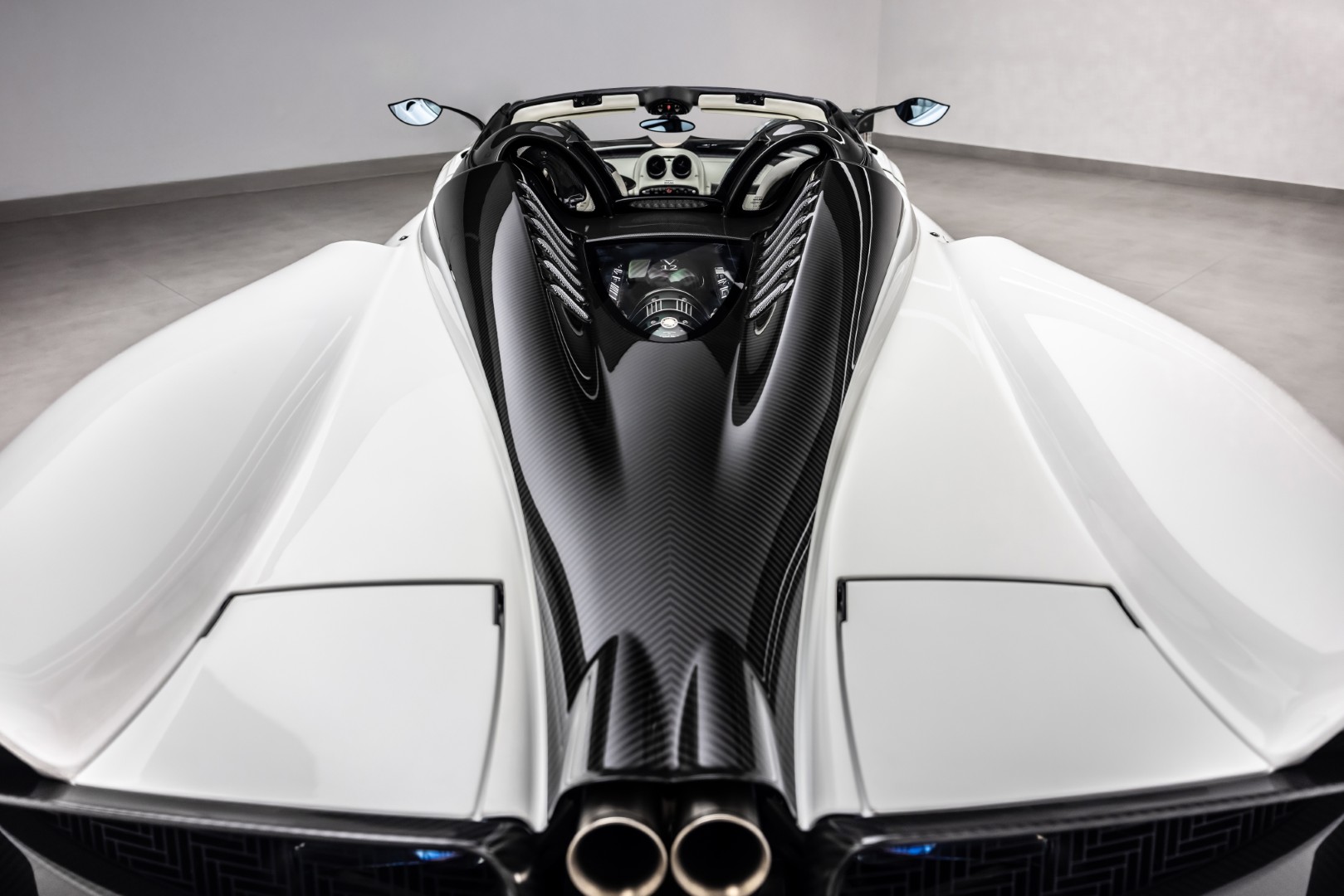 2018 PAGANI HUAYRA ROADSTER | 1 of 100 | UNIQUE PEARL WHITE COLOR